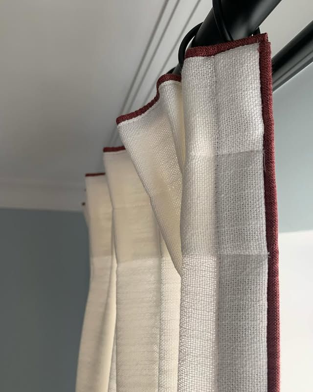 Pinch pleat heading close-up with contrast trim